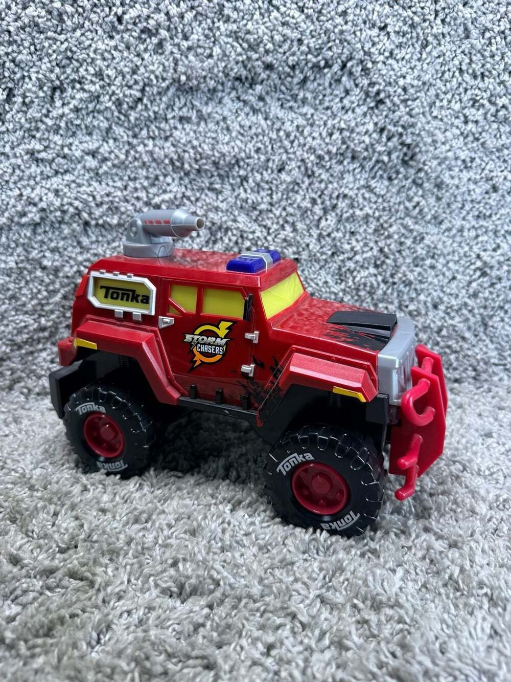 Tonka Mighty Fleet Storm Chaser Lights and Sounds Toy Truck